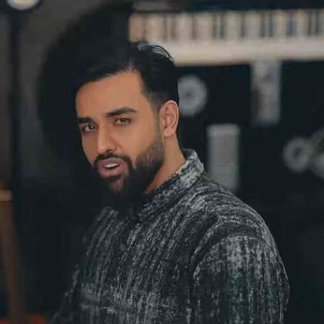 دانلود آهنگ بهش گفتم که موهای بلندتو میخوام همراه با متن