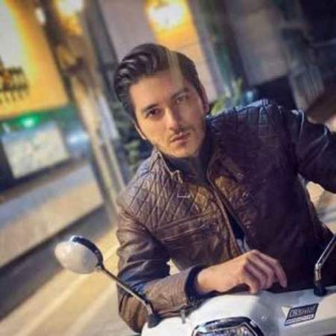 دانلود آهنگ وای دیگه رد داده مغزم همراه با متن
