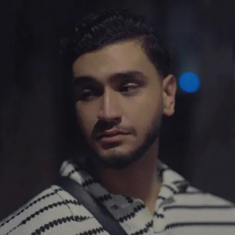 دانلود آهنگ امیر نریمان عقده همراه با متن