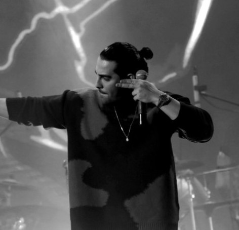 دانلود آهنگ مجید رضوی متاسفانه همراه با متن